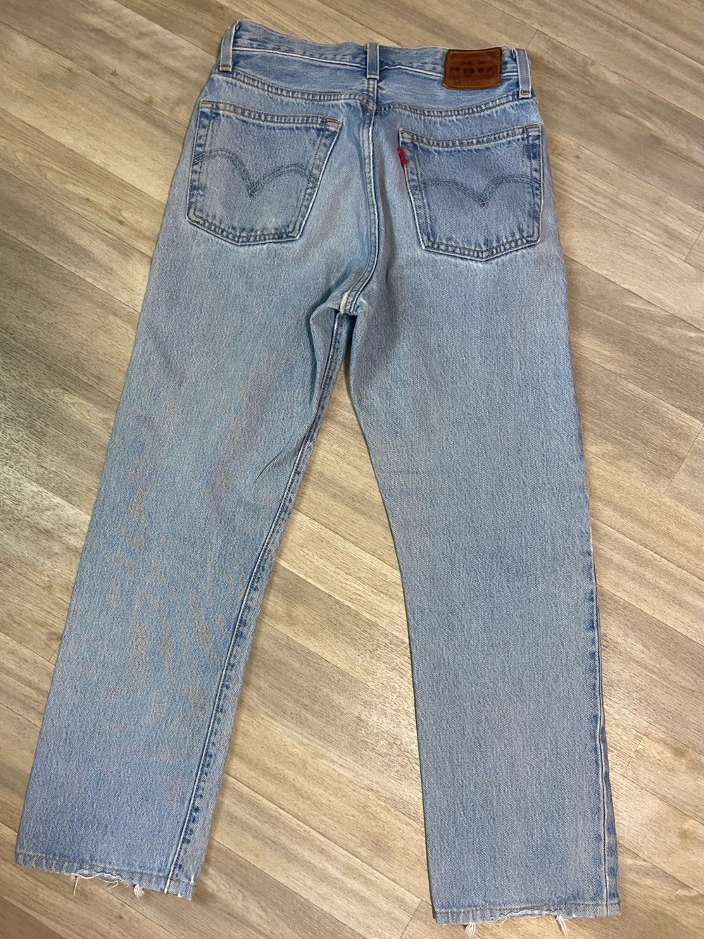 Levi's Premium 501 Jeans High Rise Light Wash Big Leather Patch Women's 25x32